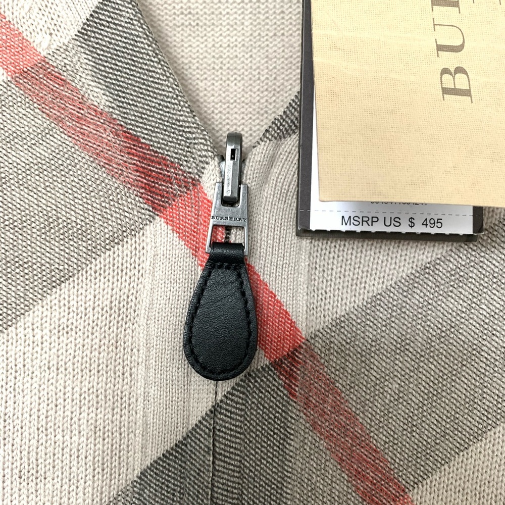 🚫Sold NWT Burberry sweater - Picture 3 of 8